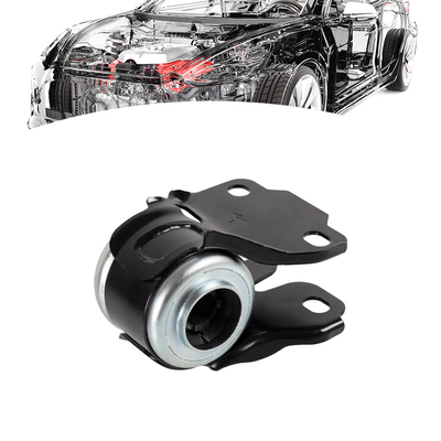 En la parte inferior del brazo de control, la carcasa trasera 31406445 para los modelos S60 y XC60
